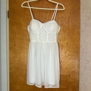 White Sweetheart Neckline Chemise